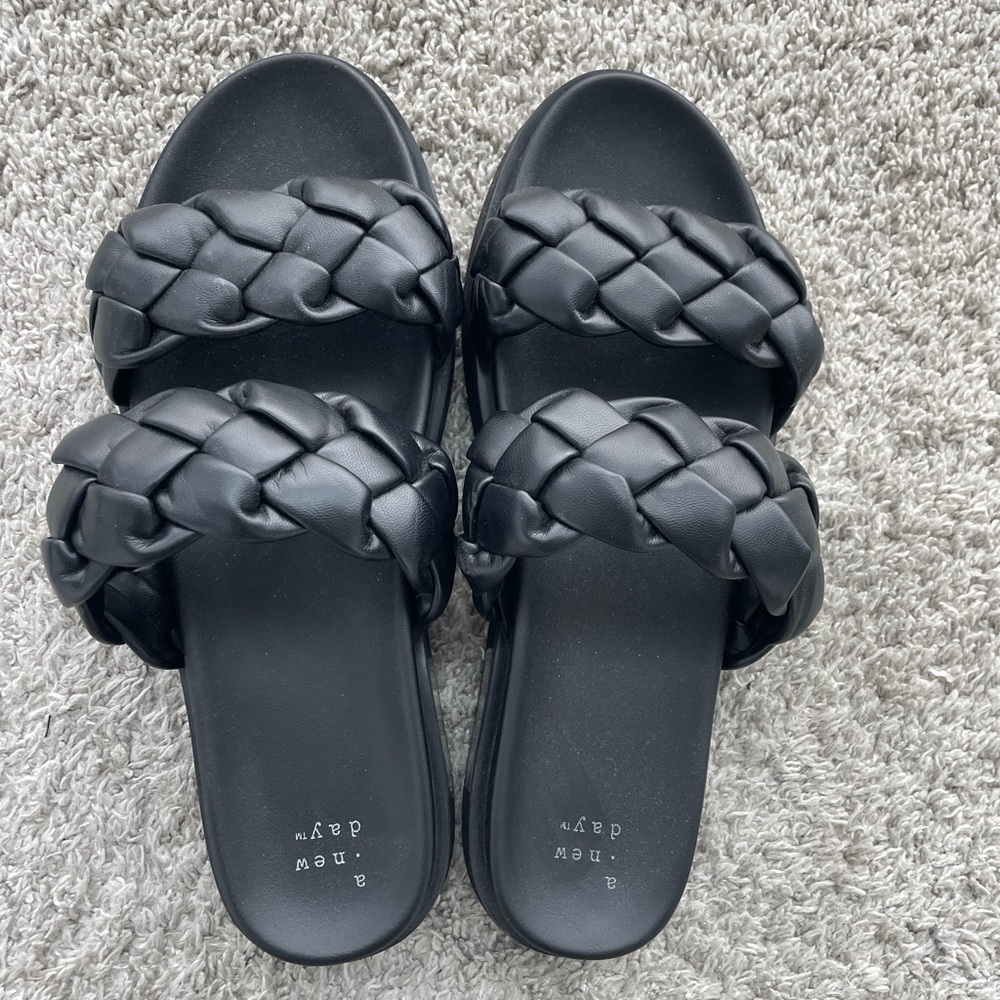 Target Braided Black Size 10 Sandals
